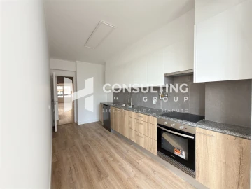Apartamento T3 para Venda em São Domingos de Benfica