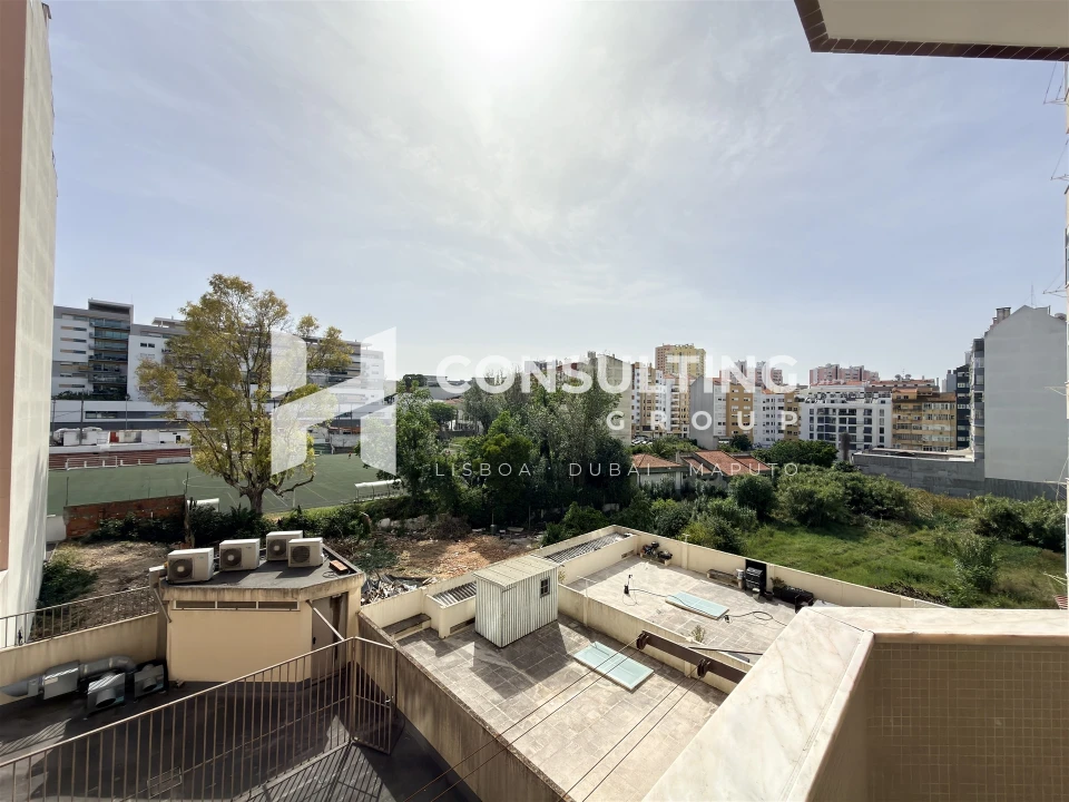 Apartamento T3 para Venda em São Domingos de Benfica Foto 20