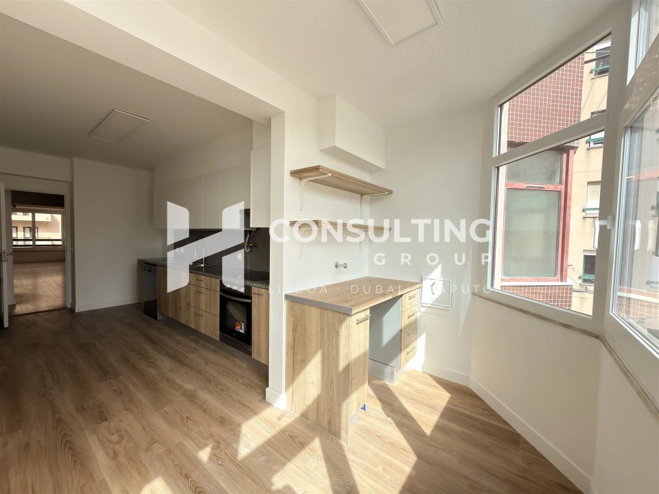 Apartamento T3 para Venda em São Domingos de Benfica Foto 16
