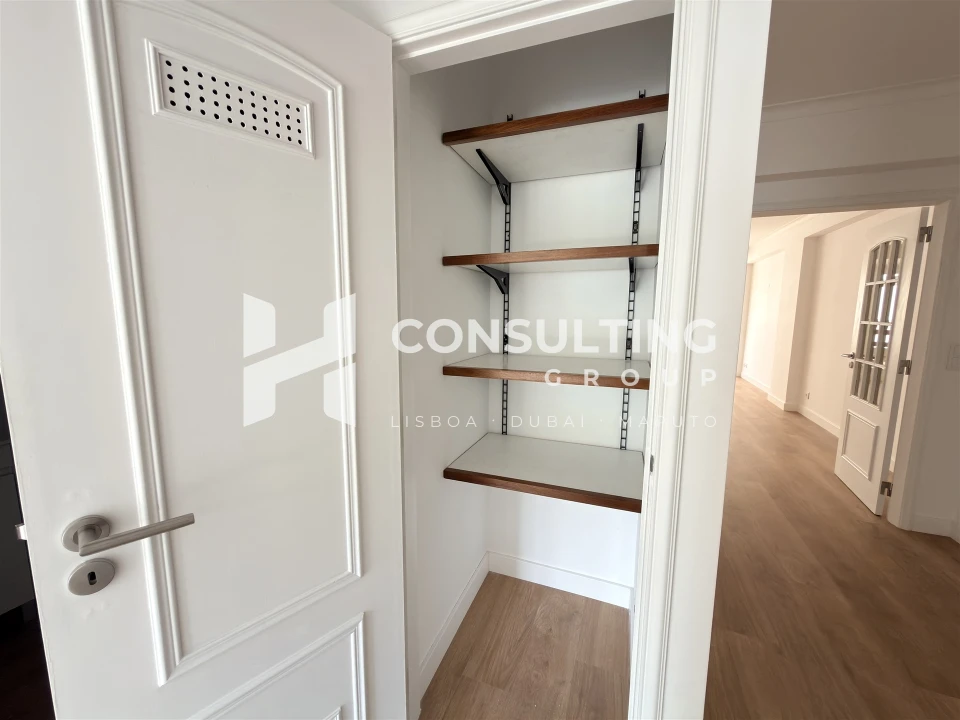 Apartamento T3 para Venda em São Domingos de Benfica Foto 22