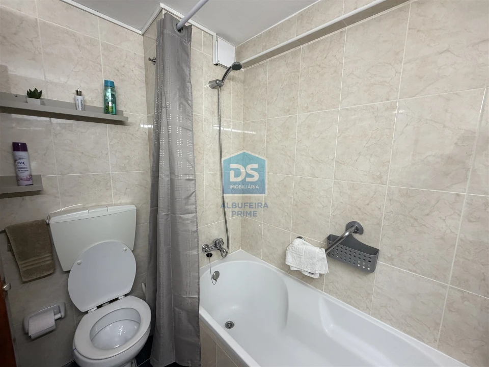 Apartamento T1 para Venda em Albufeira e Olhos de Água Foto 14