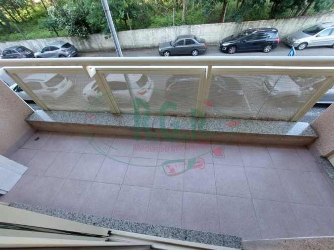 Apartamento T2 para Venda em Canelas Foto 7