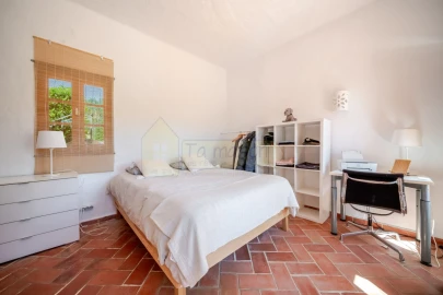 Moradia T5 para Venda em Quelfes
