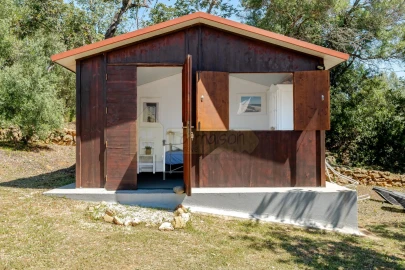 Moradia T5 para Venda em Quelfes