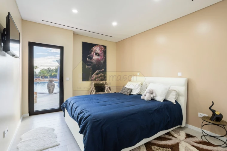 Moradia T4 para Venda em Conceição e Estoi Foto 36