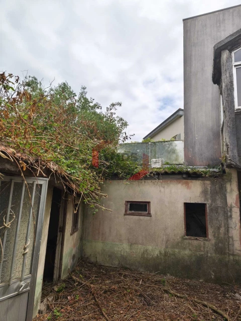 Moradia T4 para Venda em Aldoar, Foz do Douro e Nevogilde
