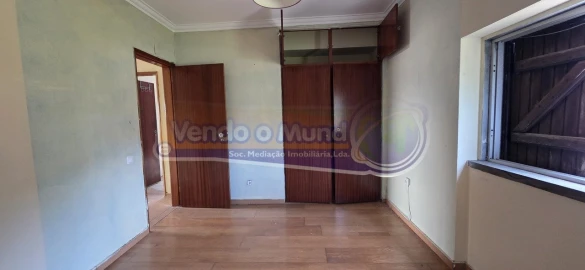 Moradia T5 para Venda em Charneca de Caparica e Sobreda