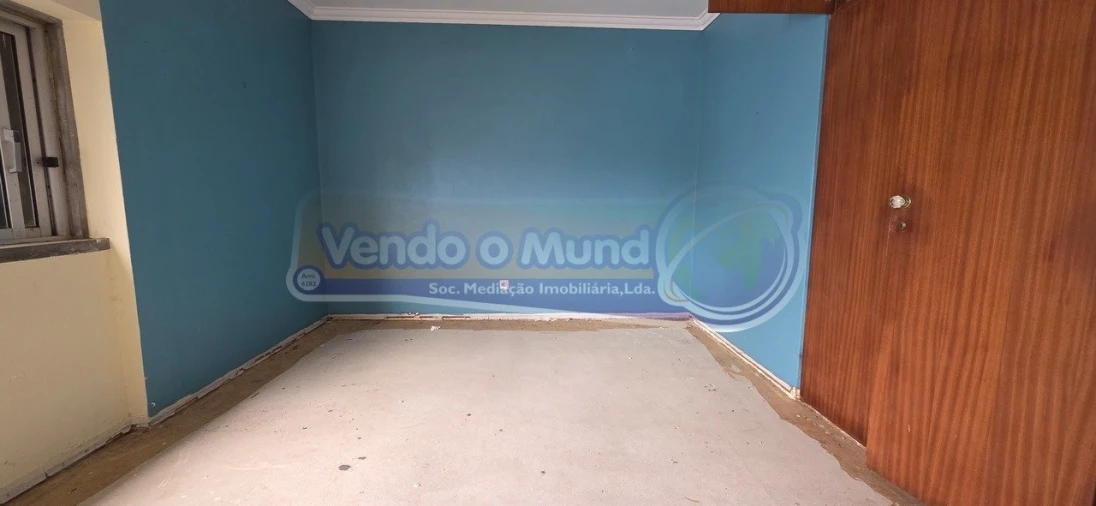 Moradia T5 para Venda em Charneca de Caparica e Sobreda Foto 17