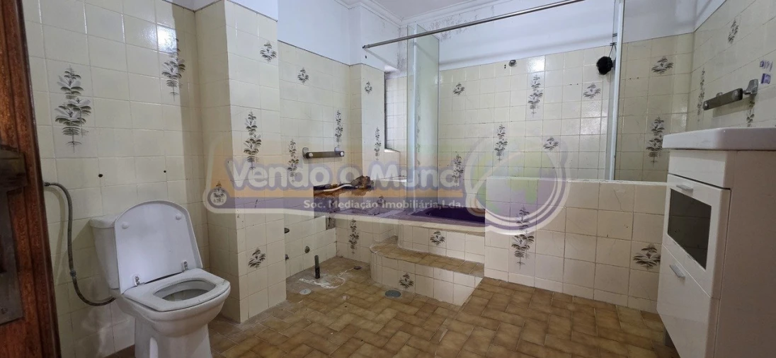 Moradia T5 para Venda em Charneca de Caparica e Sobreda Foto 12
