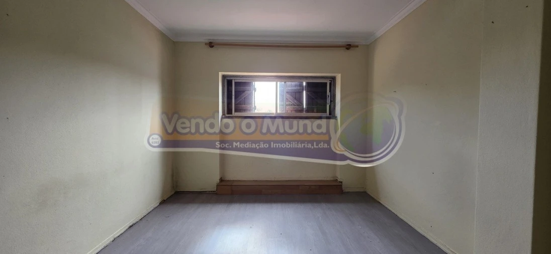 Moradia T5 para Venda em Charneca de Caparica e Sobreda Foto 14