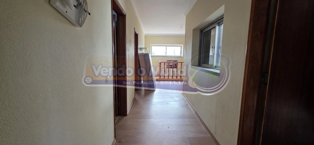 Moradia T5 para Venda em Charneca de Caparica e Sobreda Foto 10