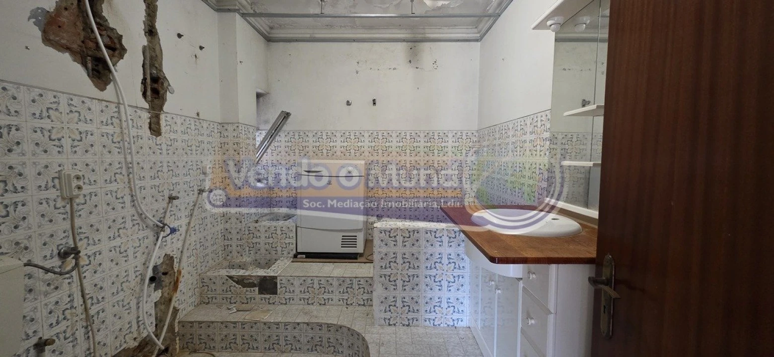 Moradia T5 para Venda em Charneca de Caparica e Sobreda Foto 7