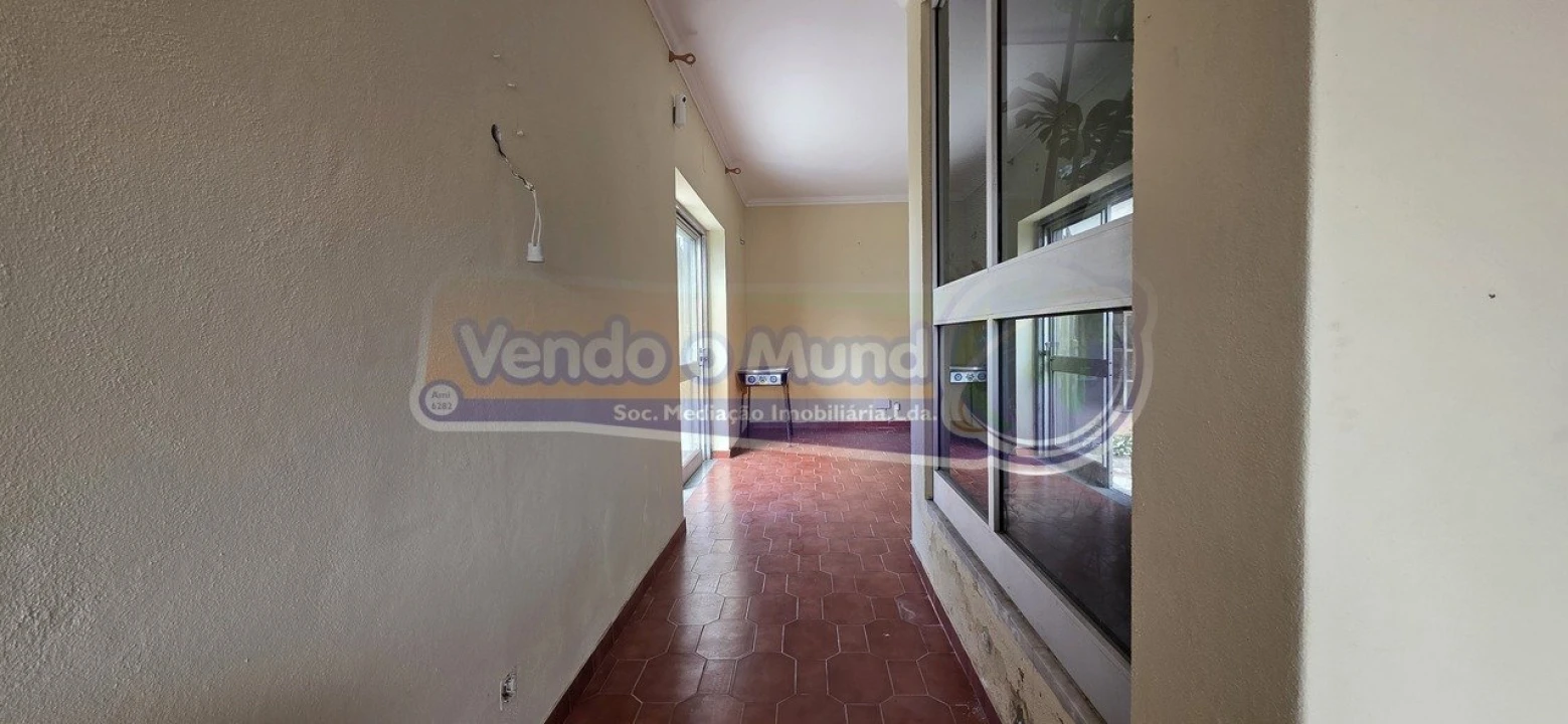 Moradia T5 para Venda em Charneca de Caparica e Sobreda Foto 2