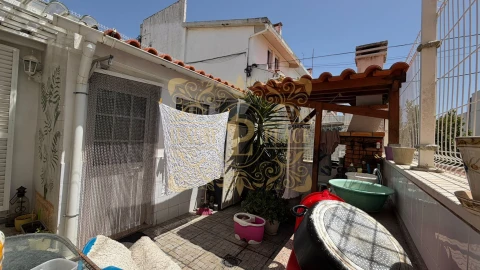 Moradia T3 para Venda em Sesimbra (Santiago)