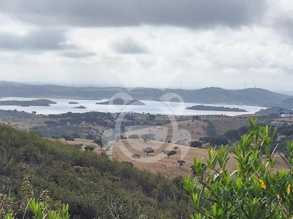 Quinta T4 para Venda em Amieira e Alqueva Foto 1