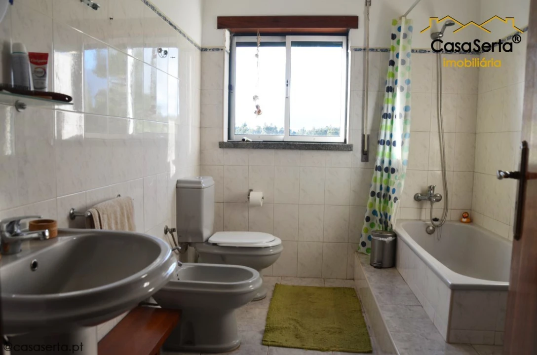 Moradia T3 para Venda em Varzea dos Cavaleiros Foto 6