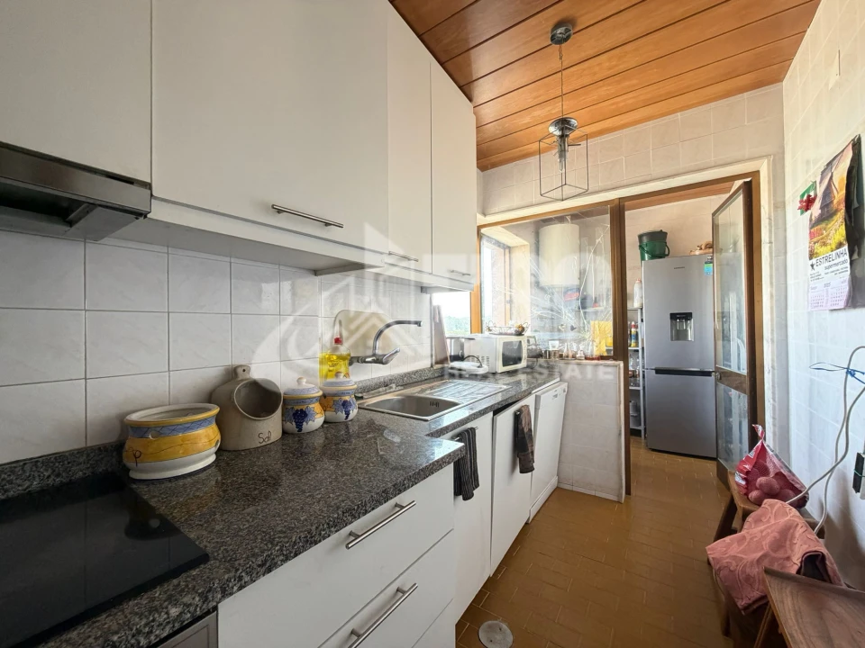 Apartamento T3 para Venda em Anta e Guetim Foto 9