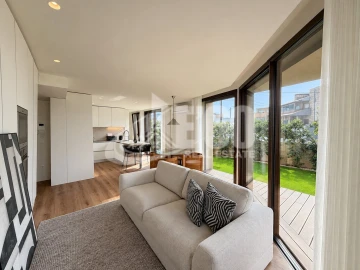 Apartamento T1 para Venda em Arcozelo