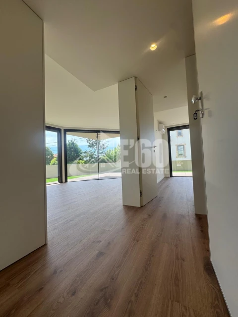 Apartamento T1 para Venda em Arcozelo