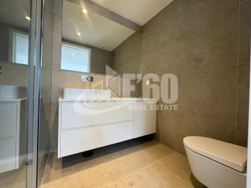 Apartamento T1 para Venda em Arcozelo