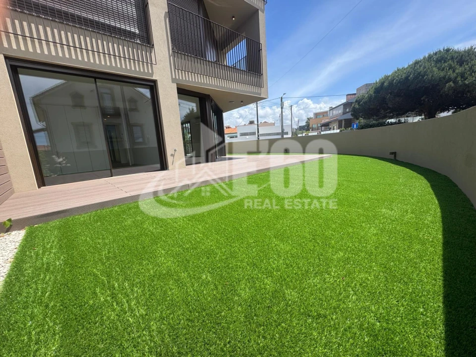 Apartamento T1 para Venda em Arcozelo Foto 13
