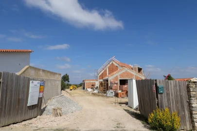 Moradia T4 para Venda em São João das Lampas e Terrugem
