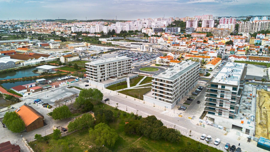 Apartamento T4 para Venda em Póvoa de Santa Iria e Forte da Casa Foto 15