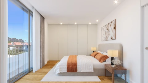 Apartamento T3 para Venda em Lordelo do Ouro e Massarelos