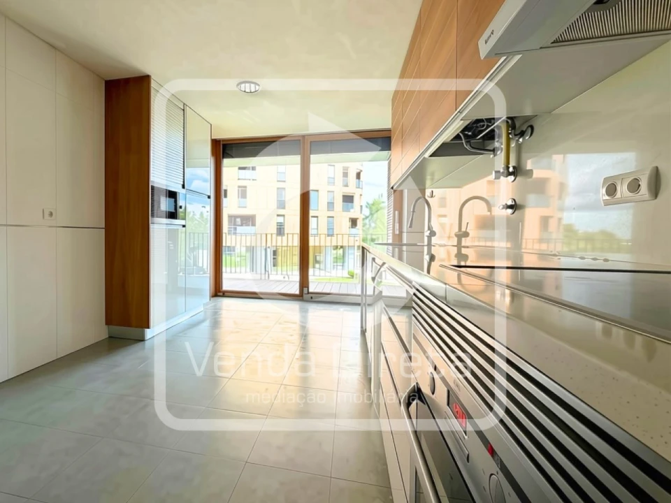 Apartamento T3 para Venda em Alto do Seixalinho, Santo André e Verderena Foto 8