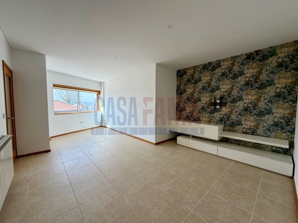 Apartamento T2 para Venda em Ribeirão Foto 6