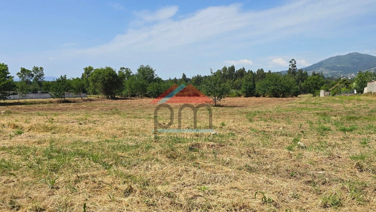 Terreno para Venda em Bela Foto 1