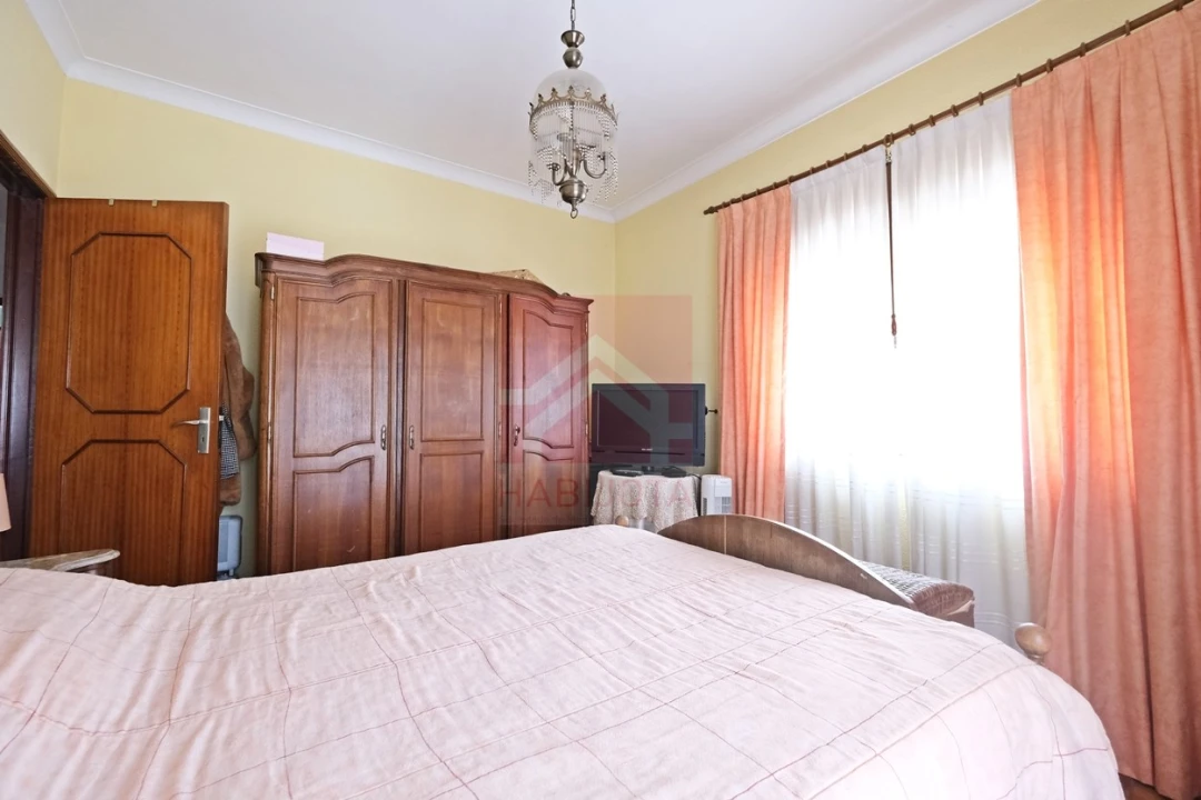 Moradia T4 para Venda em Valongo Foto 18