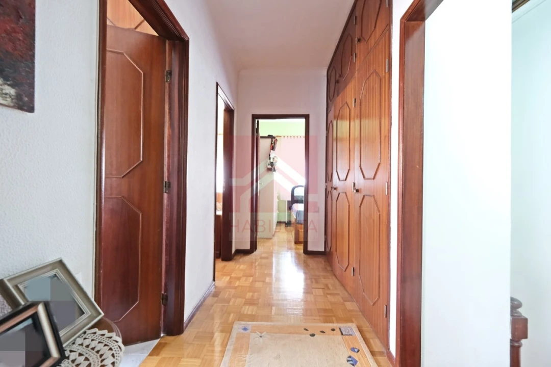 Moradia T4 para Venda em Valongo Foto 10