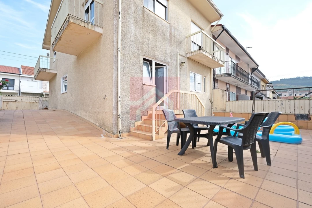 Moradia T4 para Venda em Valongo Foto 25