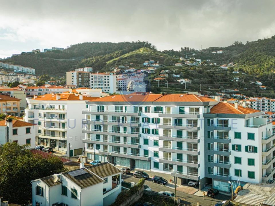 Loja para Venda em Caniço Foto 3
