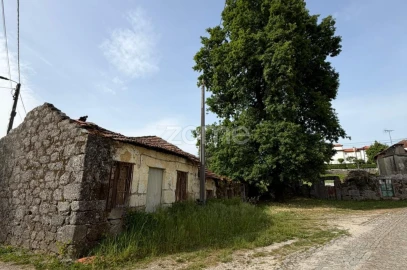 Moradia T3 para Venda em Paredes