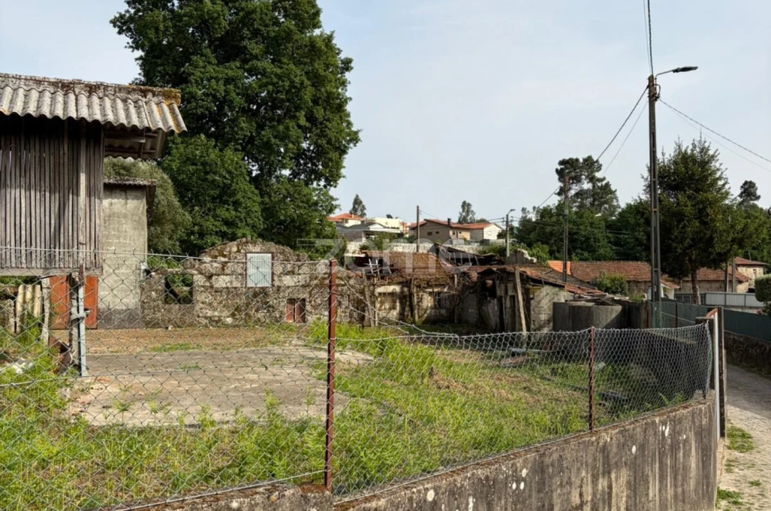 Moradia T3 para Venda em Paredes Foto 7