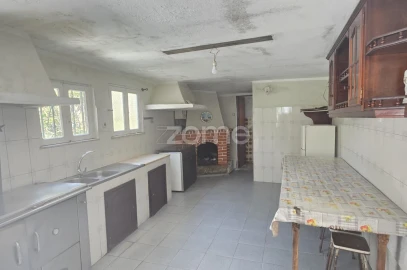 Moradia T5 para Venda em Anais