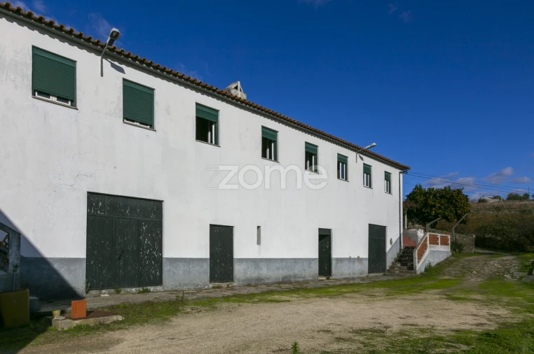 Quinta T4 para Venda em Fontelas Foto 4