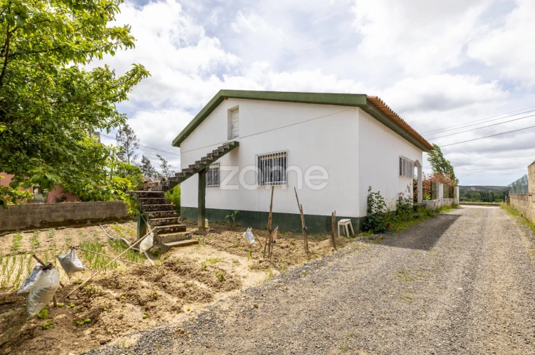 Moradia T3 para Venda em Marrazes e Barosa Foto 24
