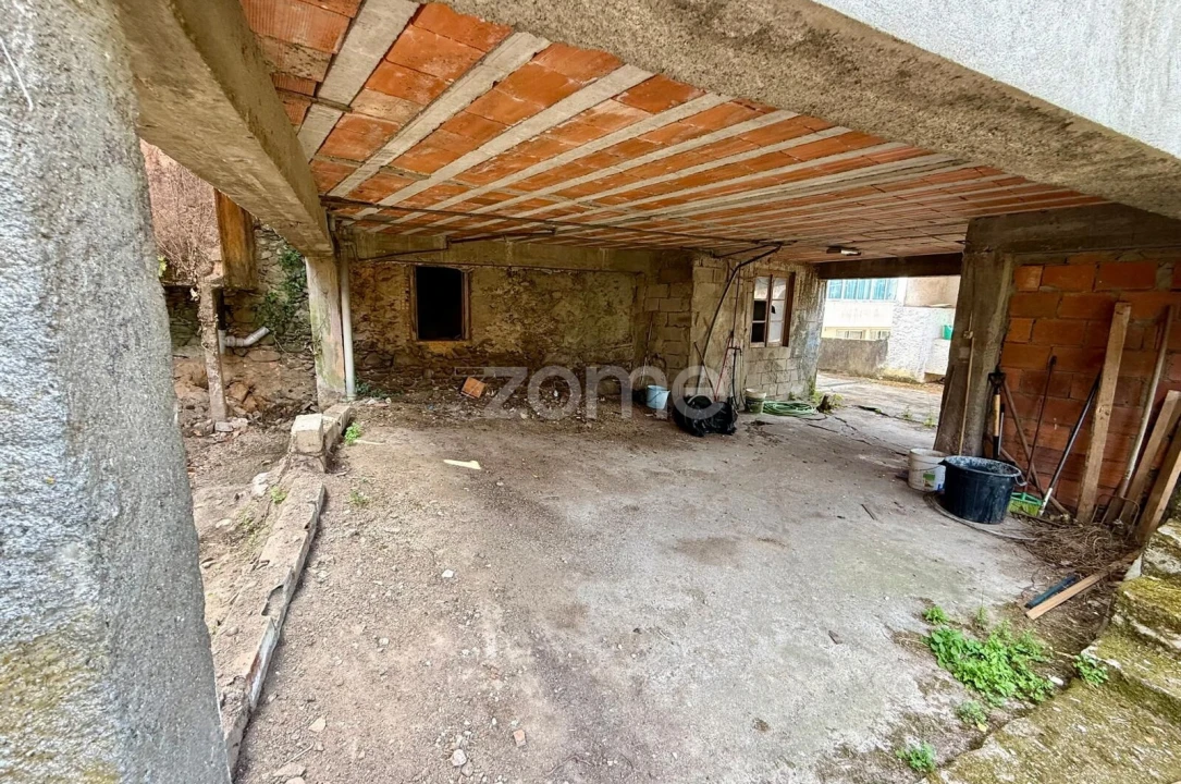 Moradia T4 para Venda em Lousã e Vilarinho Foto 14