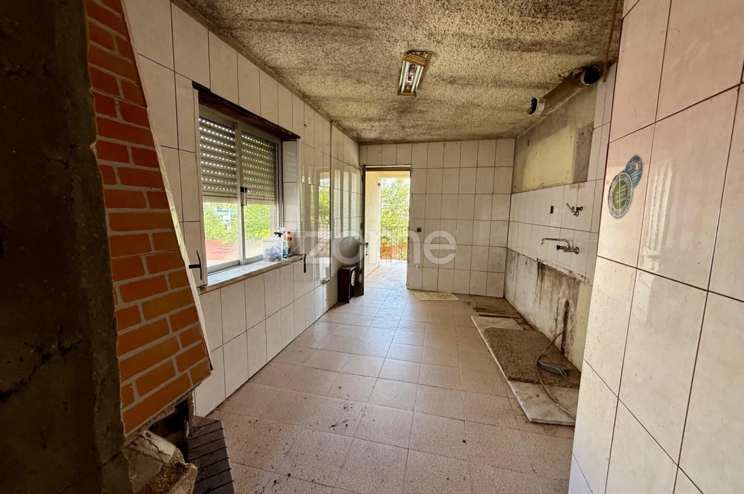 Moradia T4 para Venda em Lousã e Vilarinho Foto 11