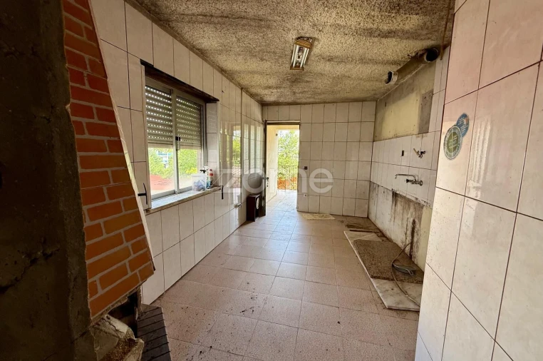 Moradia T4 para Venda em Lousã e Vilarinho Foto 11