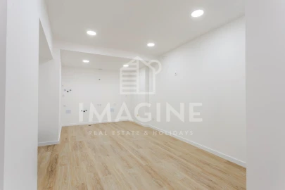 Loja para Arrendamento em União das Freguesias de Setúbal