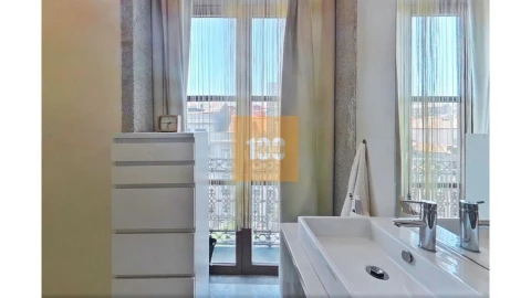 Apartamento T2 para Venda em Cedofeita, Santo Ildefonso, Sé, Miragaia, São Nicolau e Vitória