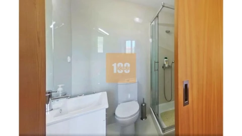 Apartamento T2 para Venda em Cedofeita, Santo Ildefonso, Sé, Miragaia, São Nicolau e Vitória