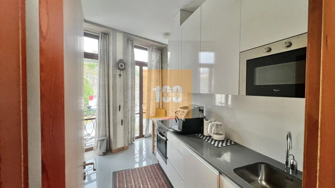 Apartamento T2 para Venda em Cedofeita, Santo Ildefonso, Sé, Miragaia, São Nicolau e Vitória Foto 7