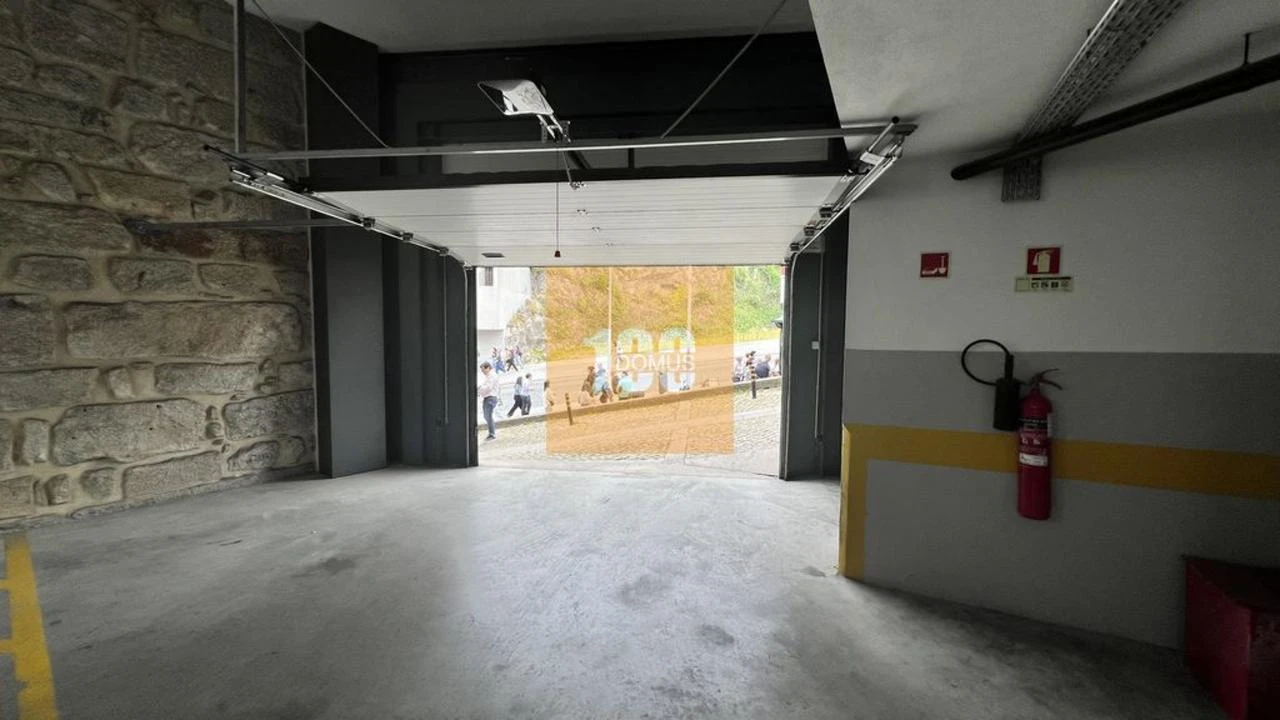 Apartamento T2 para Venda em Cedofeita, Santo Ildefonso, Sé, Miragaia, São Nicolau e Vitória Foto 25