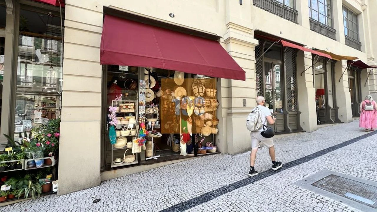 Negócio para Venda em Cedofeita, Santo Ildefonso, Sé, Miragaia, São Nicolau e Vitória Foto 2