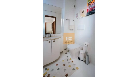 Apartamento T3 para Venda em Aldoar, Foz do Douro e Nevogilde